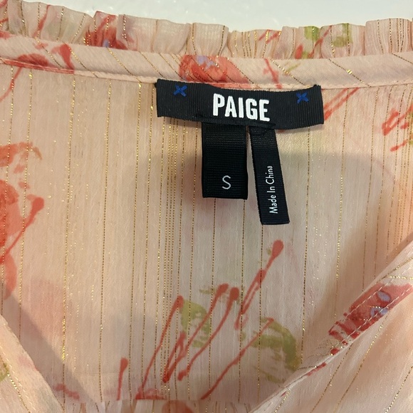 Paige Indira After
Glow Peach Sheer
Blouse Size S - Picture 7 of 9